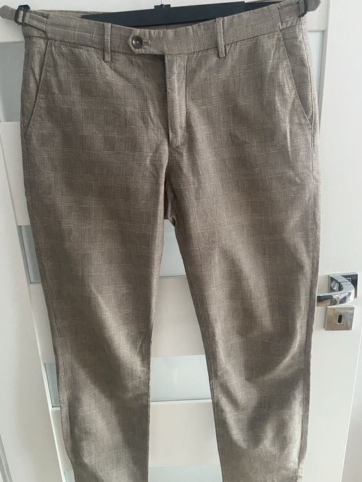 Męskie spodnie  - Massimo Dutti