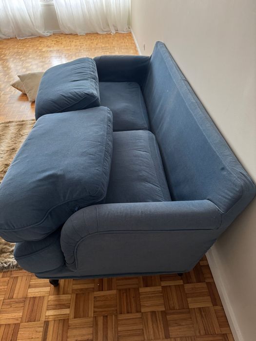 Sofá grande azul stocksund 3 lugares