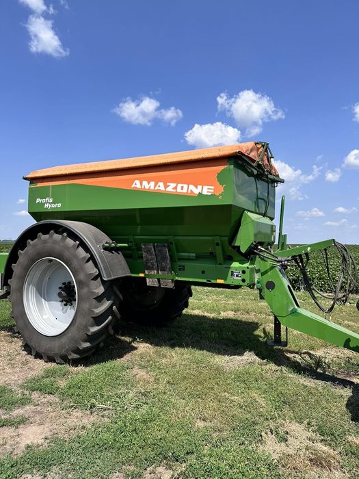 Розкидач Amazon ZG-TS 8200