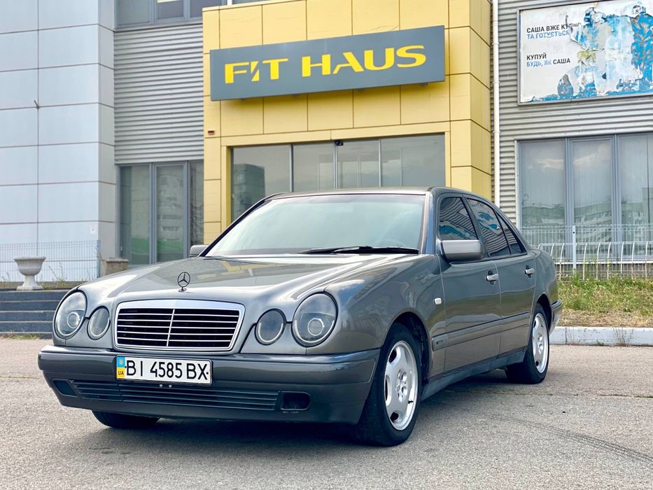 Mercedes Benz E class W210 газ / бензин
