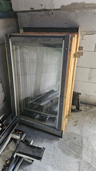 Okna dachowe Fakro  118x78 z rozbiórki