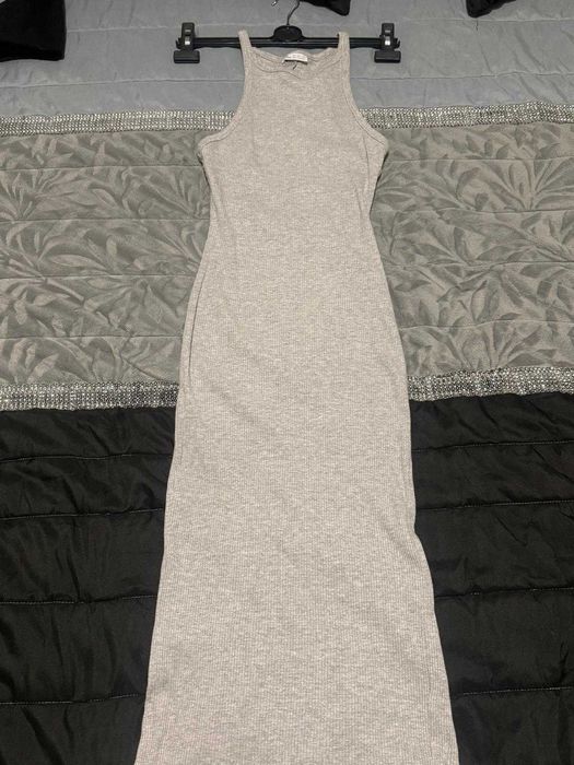 Vestido cinza Bershka S