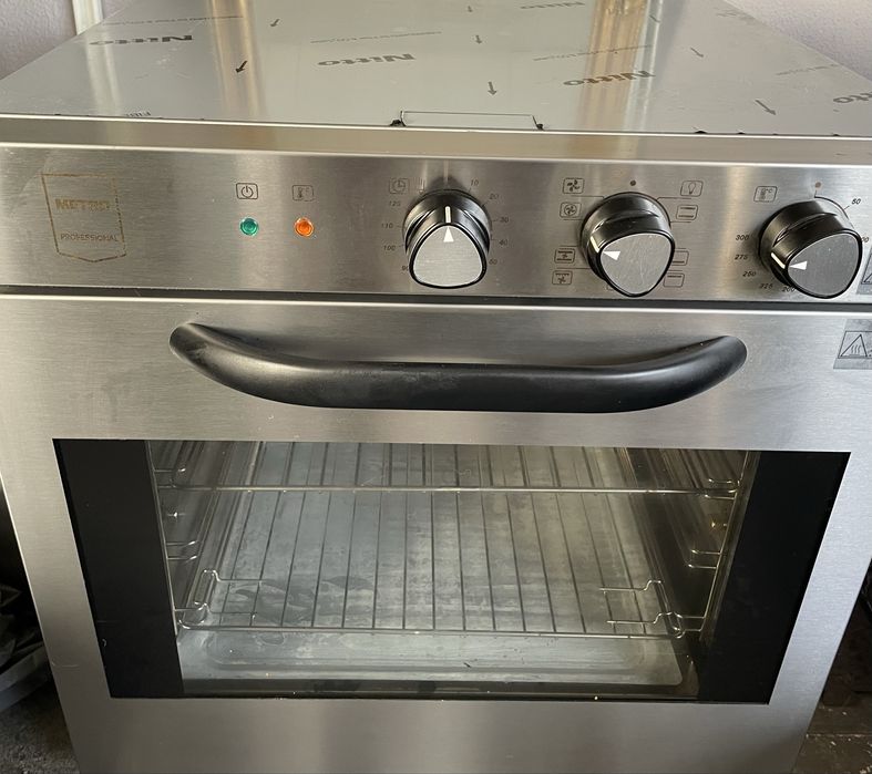 Forno Profissional METRO GCO 2001 em Inox – 2800 W