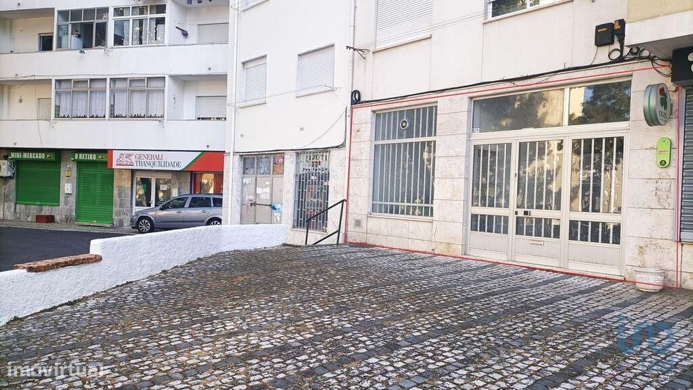 Loja / Estabelecimento Comercial em Vila Franca de Xira de 110,00 m2