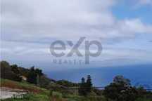 "Terreno dos Sonhos em Santa Cruz, Madeira"