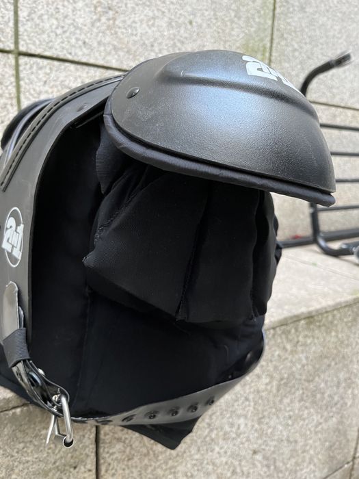 2 in 1 shoulder pads