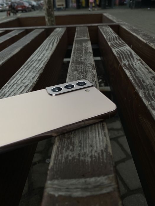 Samsung s22 8/256 з коробкою