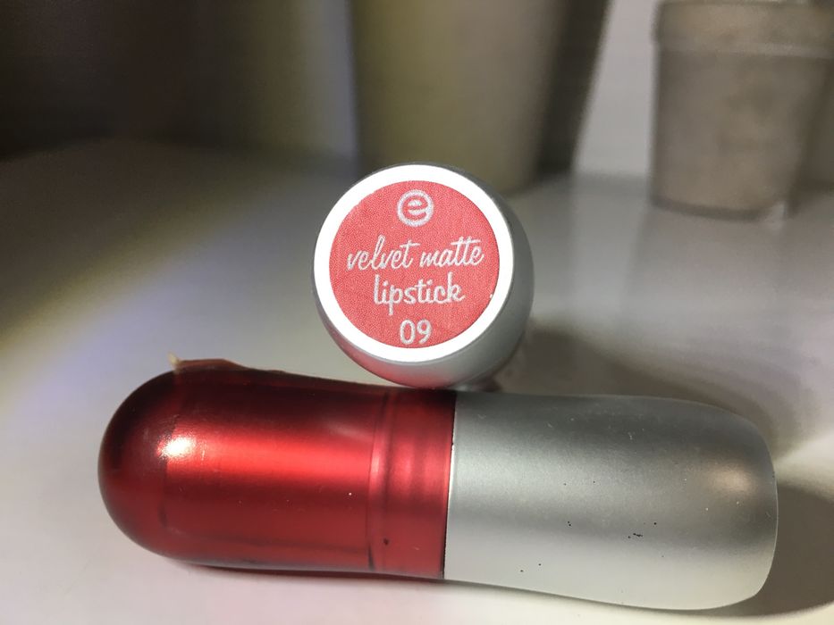 Batons Velvet Matte da marca Wells