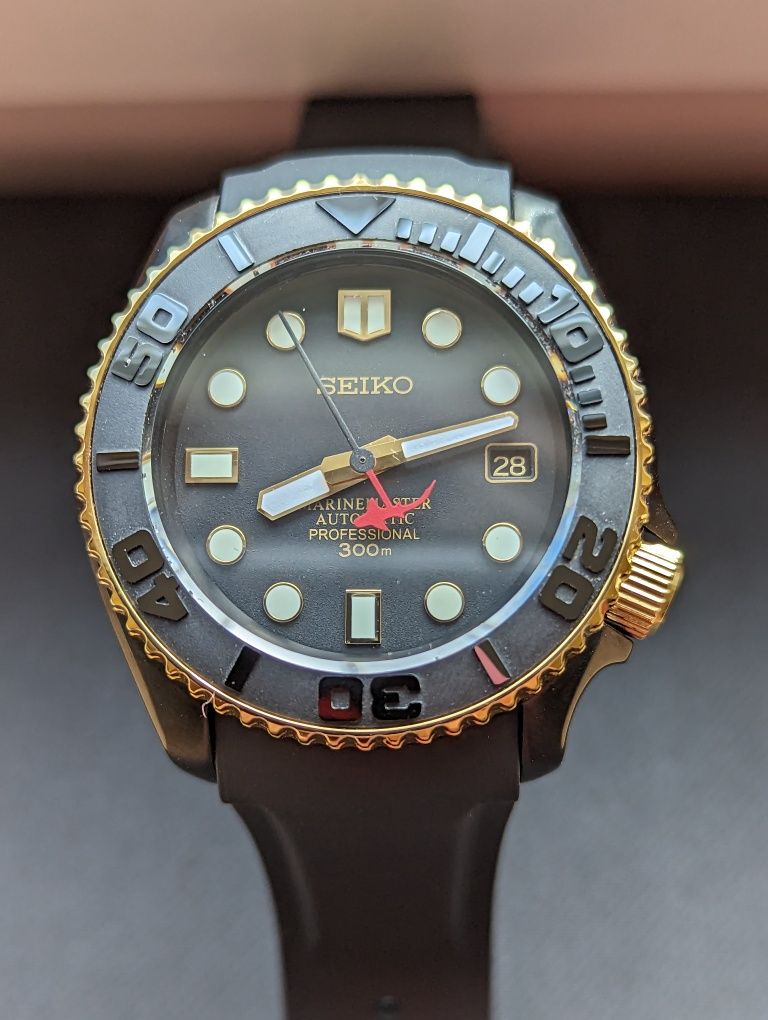 Skonfiguruj swój własny zegarek Seiko mod na zamówienie