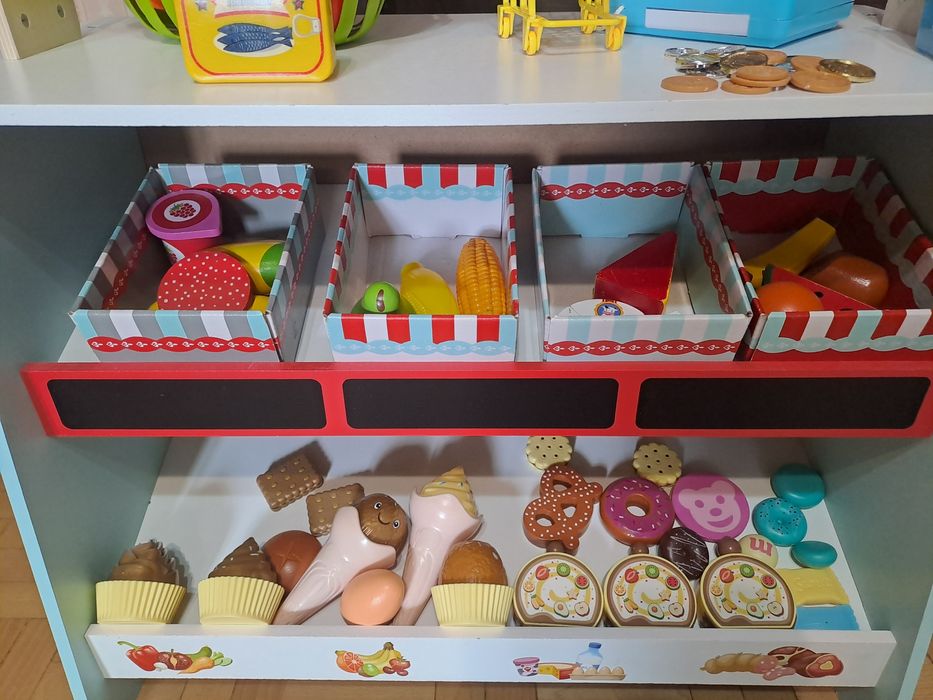 Drewniany sklep teatrzyk dla dzieci