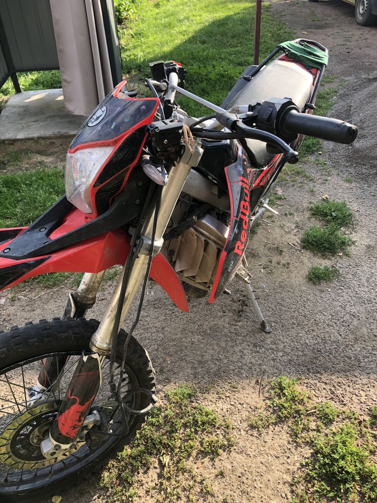 Продам або обміняю Loncin300