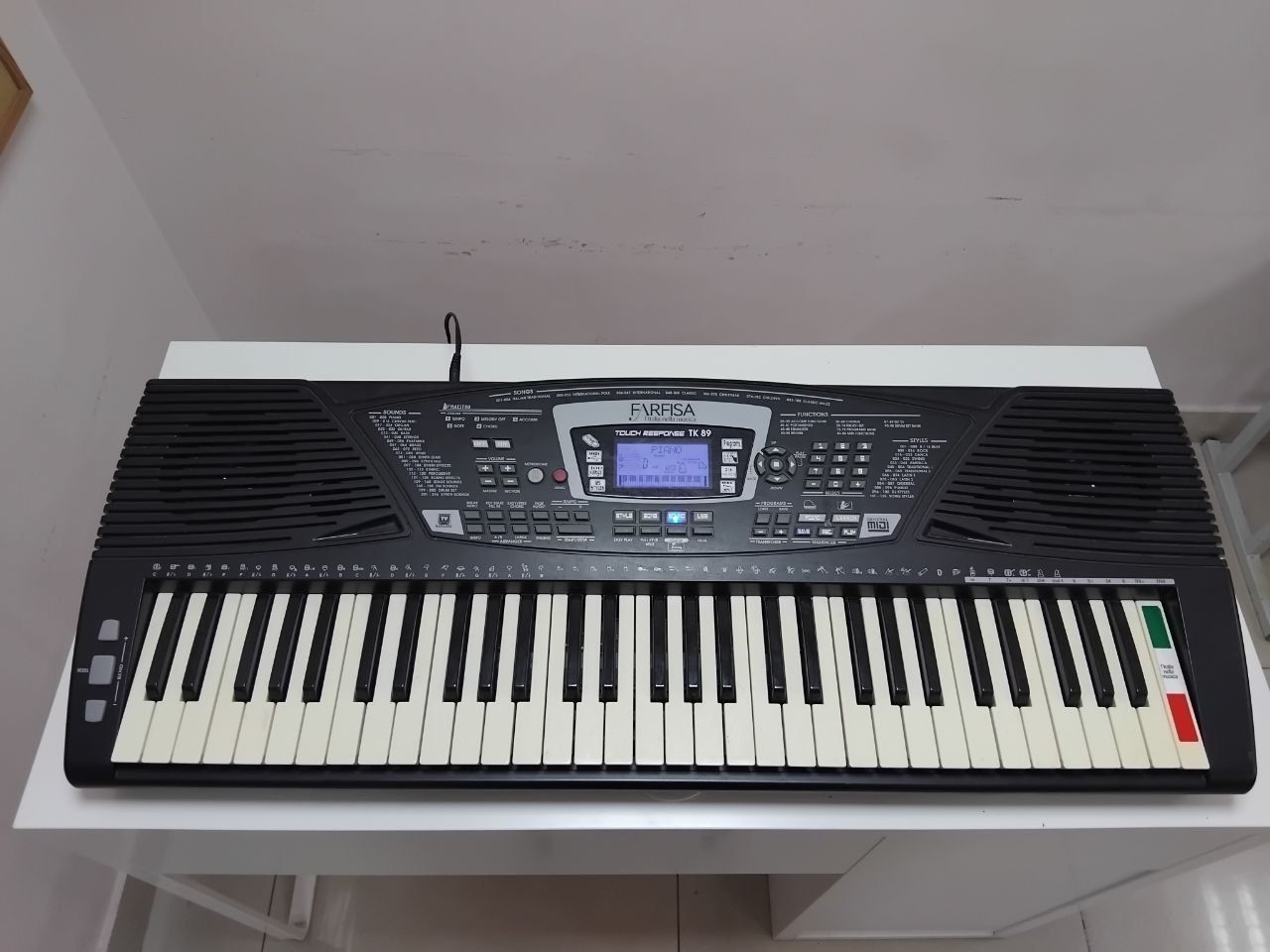 Синтезатор Farfisa б/в