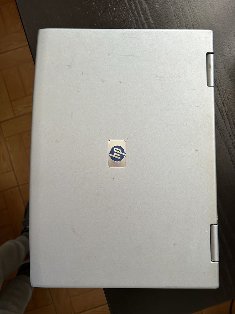 Portátil HP Pavilion ZT3000 ( Windows XP )