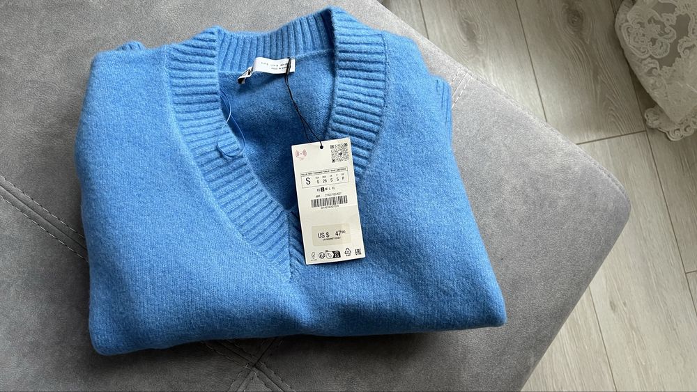 Светр zara S блакитний