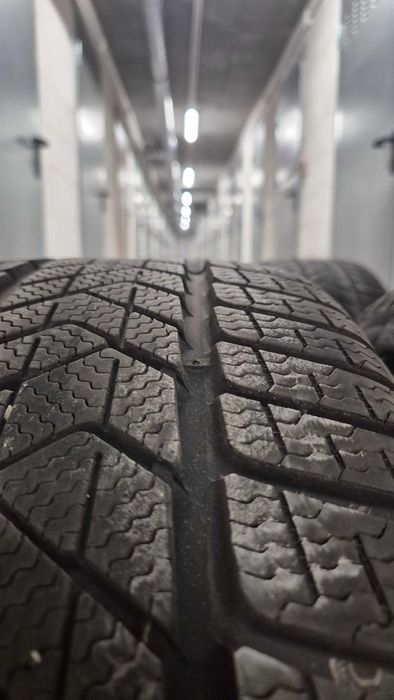 Opony zimowe Pirelli SottoZero 3 245/45 R18 100V