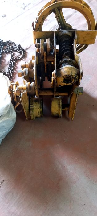 Продам таль червячная 3.2 т.