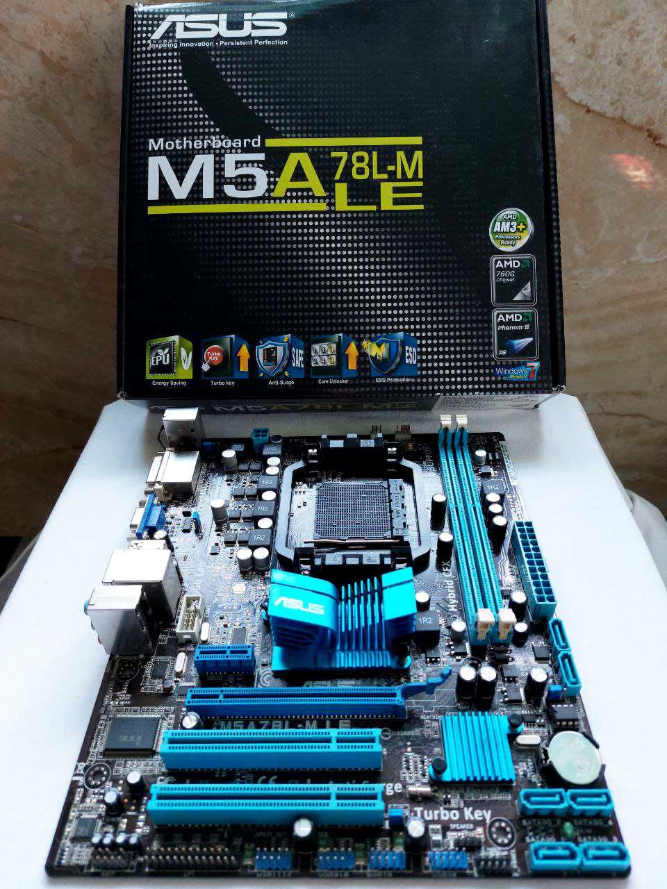 Материнська плата Asus M5A78L-M LE