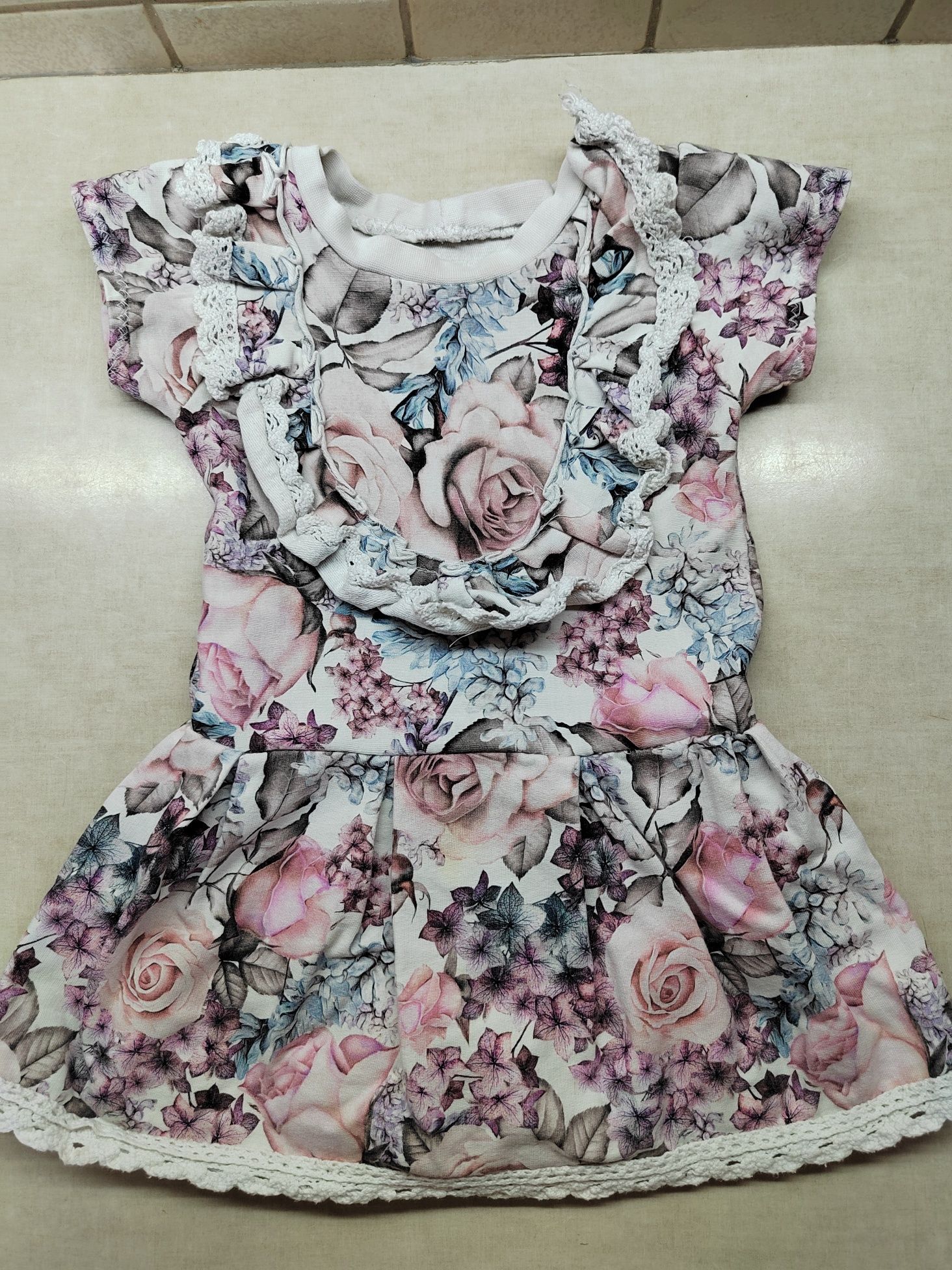 80 sukienka body kwiaty elegancka sukienkobody