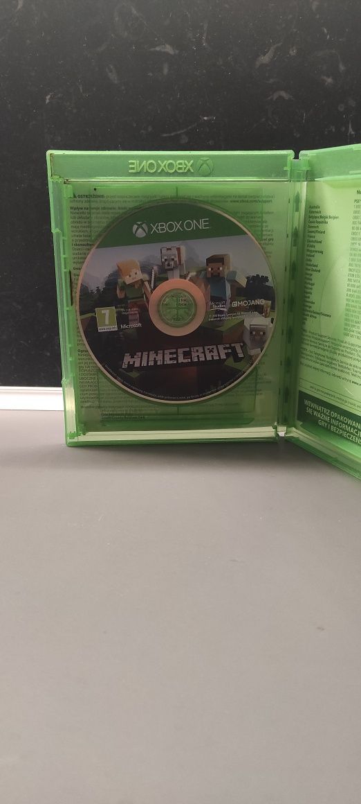Gra na Xbox one Minecraft