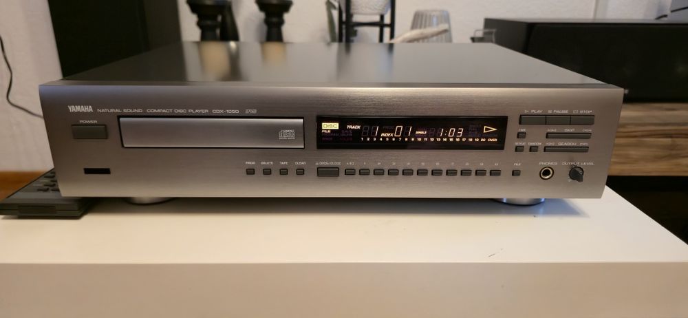 Yamaha CDX 1050 Cd player