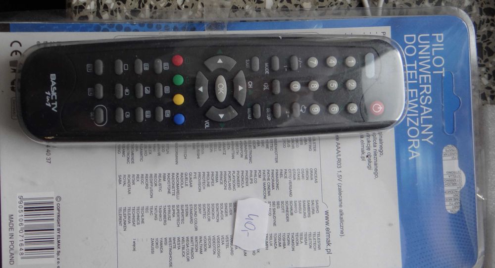 Pilot uniwersalny do telewizora