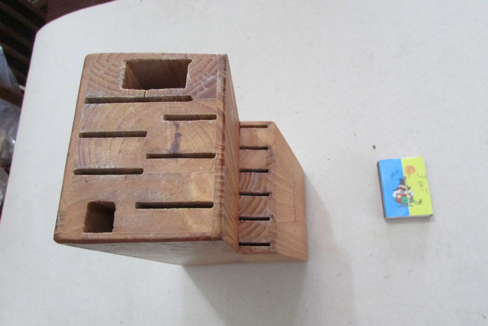 Підставка під ножі.