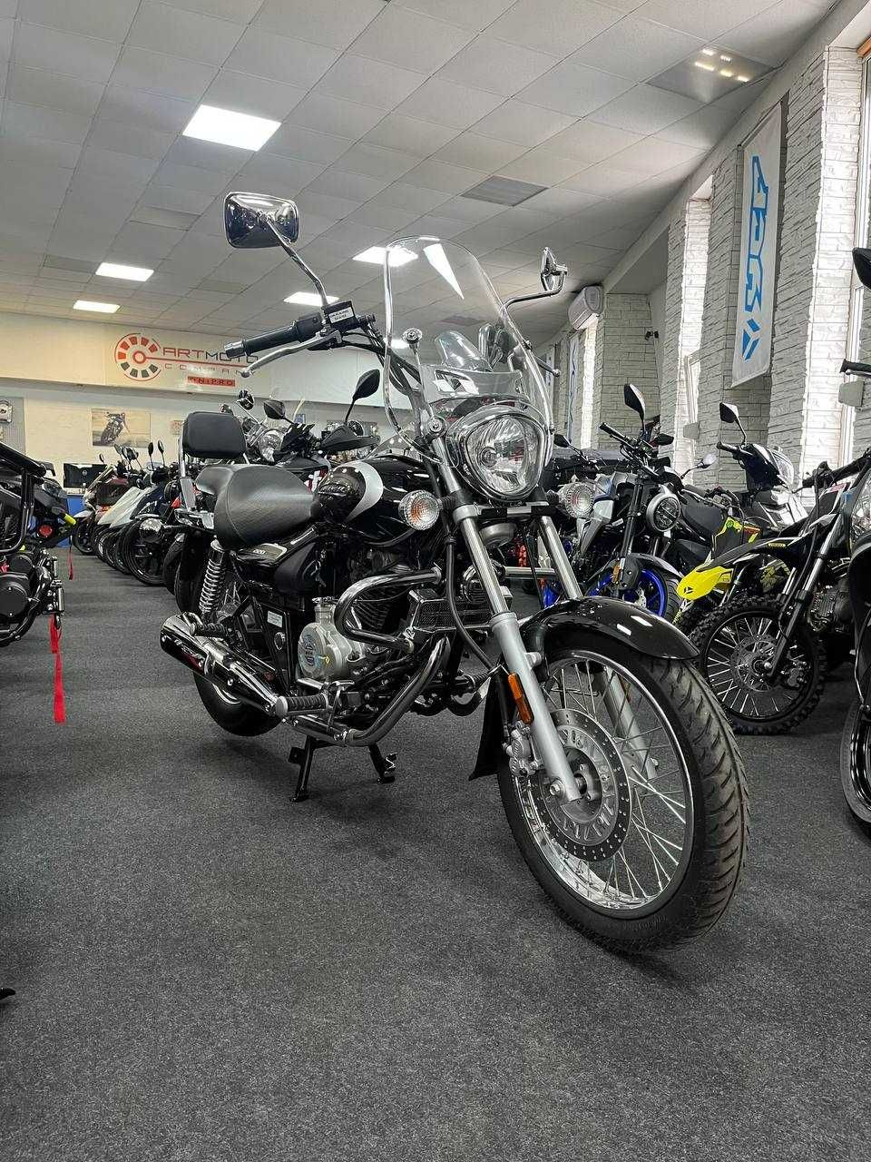 Купити мотоцикл BAJAJ AVENGER CRUISE 220 Мотосалон ARTMOTO