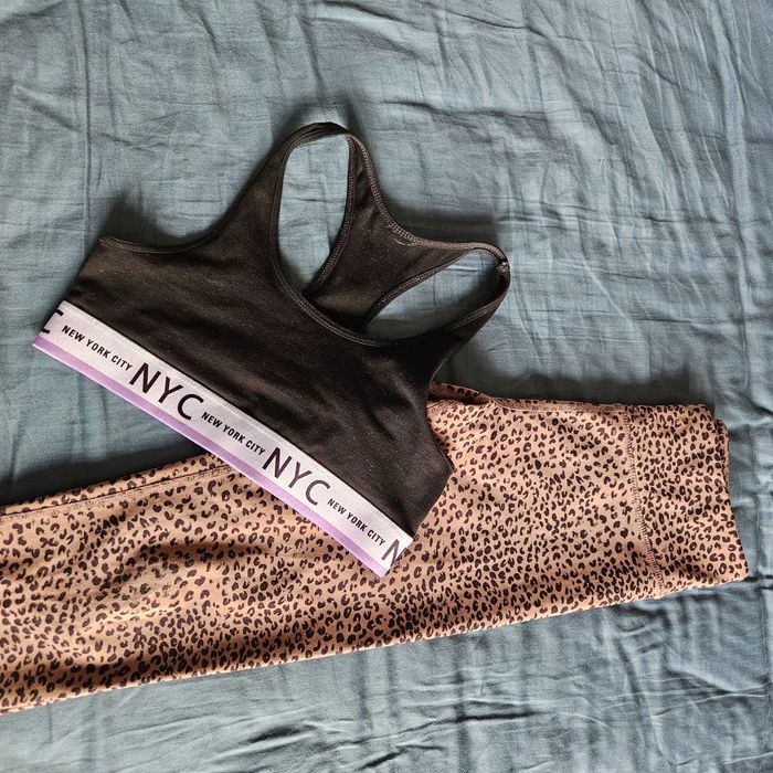 Leginsy sportowe H&M rozm. 134/140 + top