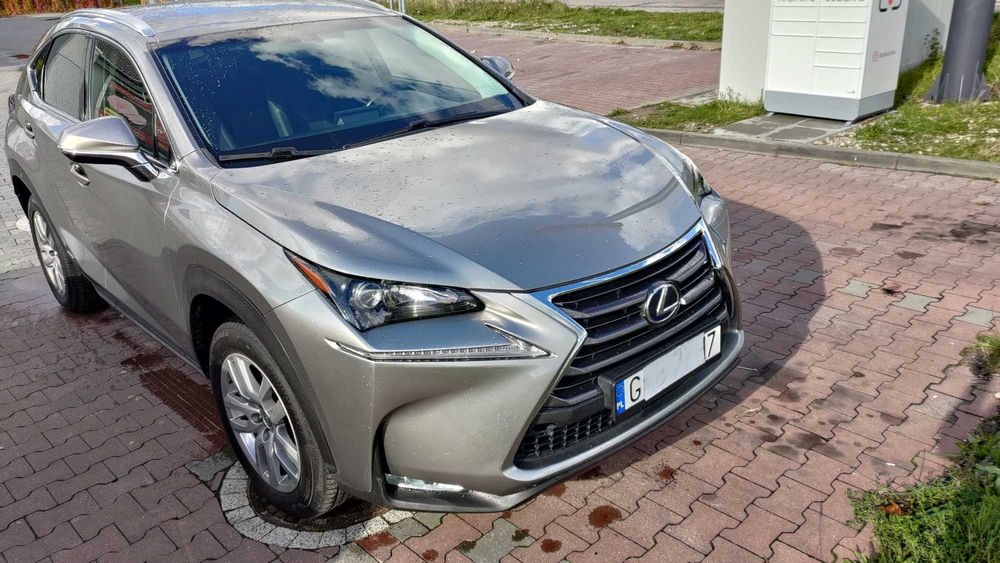 Sprzedam samochód osobowy SUW LEXUS NX 300h HYBRYDA