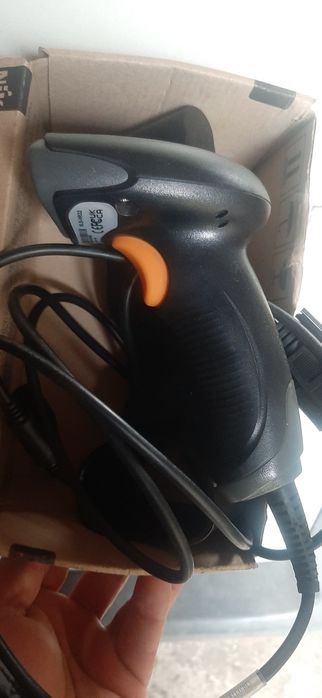 Сканер штрих-кодів Newland HR22 Dorada II з підставкою.