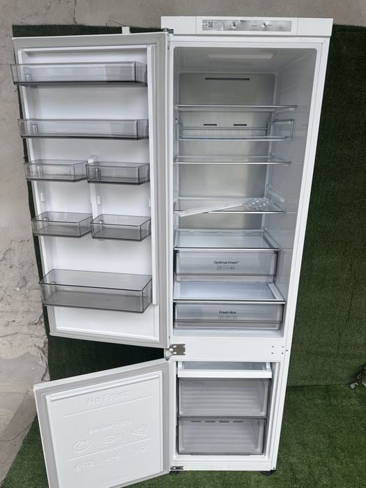 2025! Великий холодильник під вбудову Samsung No Frost