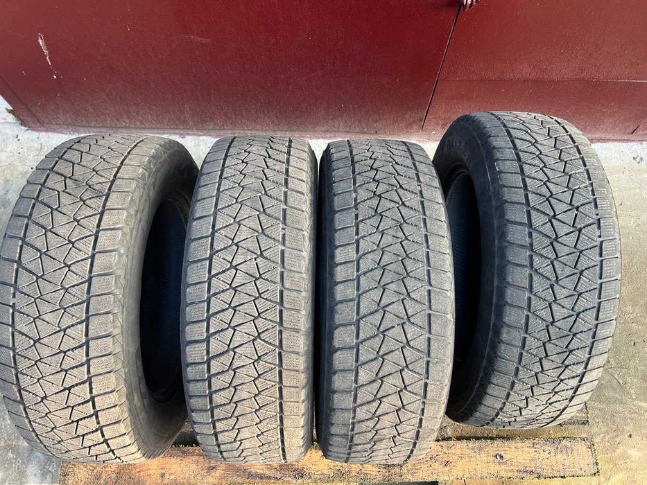 Резина Bridgestone Blizzak 225\55\17R