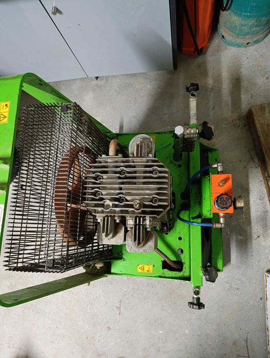 Vendo compressor de engatar a tractor.