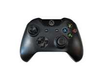 Czarny bezprzewodowy pad XBOX ONE 1537 CZARNY