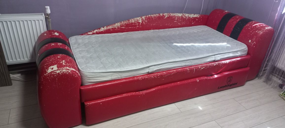 Дитяче ліжко диван під перетяжку комод