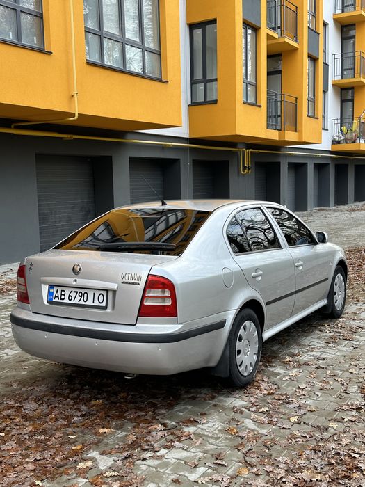 Skoda Octavia  покоління/Tour 2006 рік 1.6 МПІ