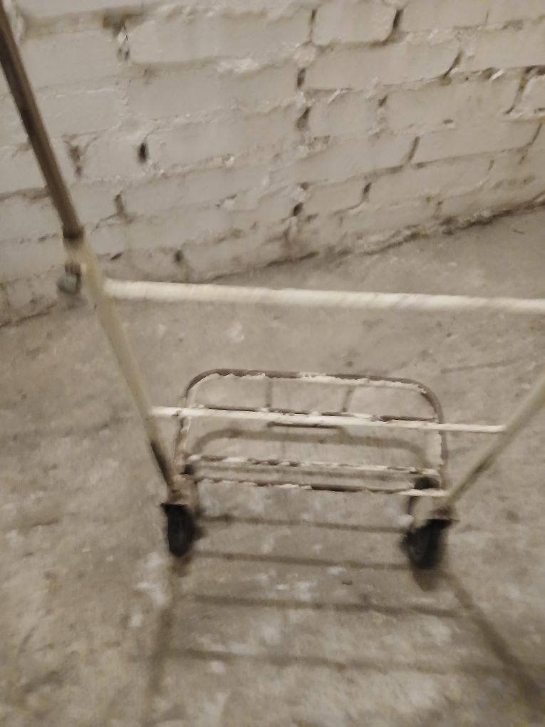 Sprzedam wozek transportowy