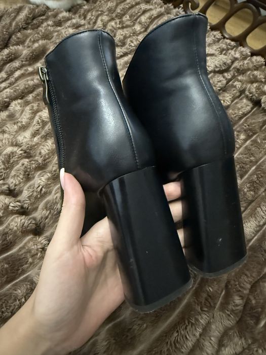 Ботіночки на каблуку