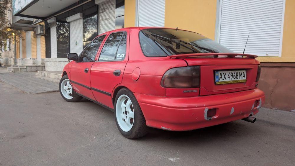 Kia Sephia 1.5 1996 рік газ бензин