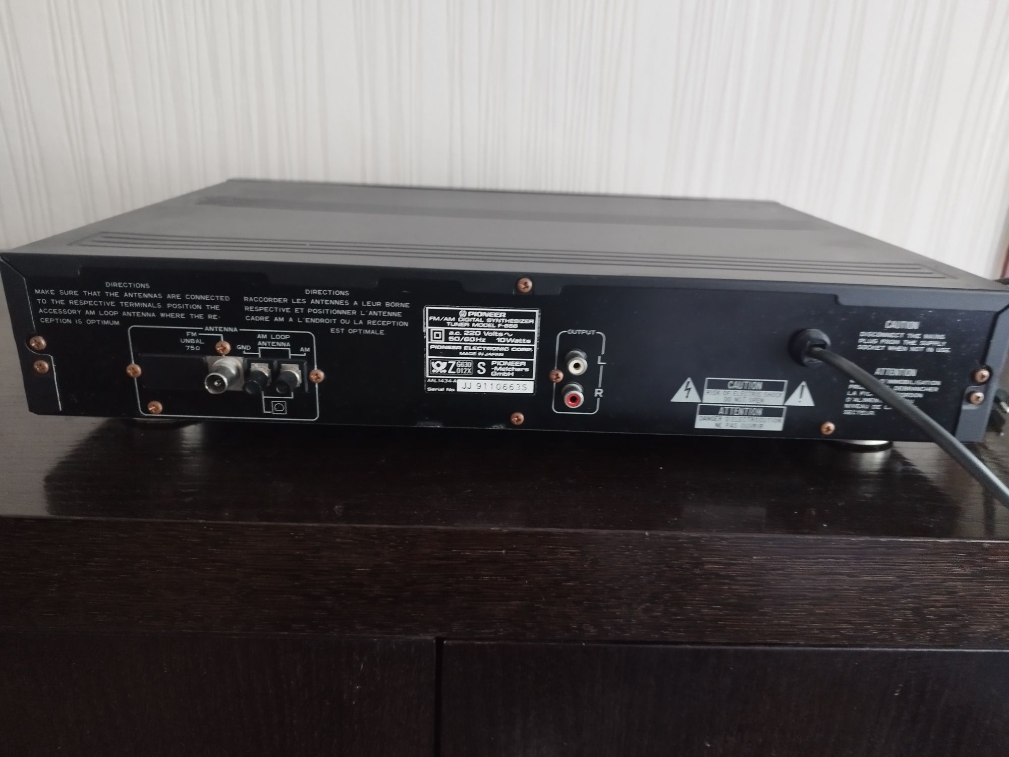 Tuner Pioneer F 676