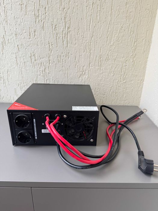 Комплект резервного живлення ДБЖ з прав. синусо. та АКБ lifepo4 200ah