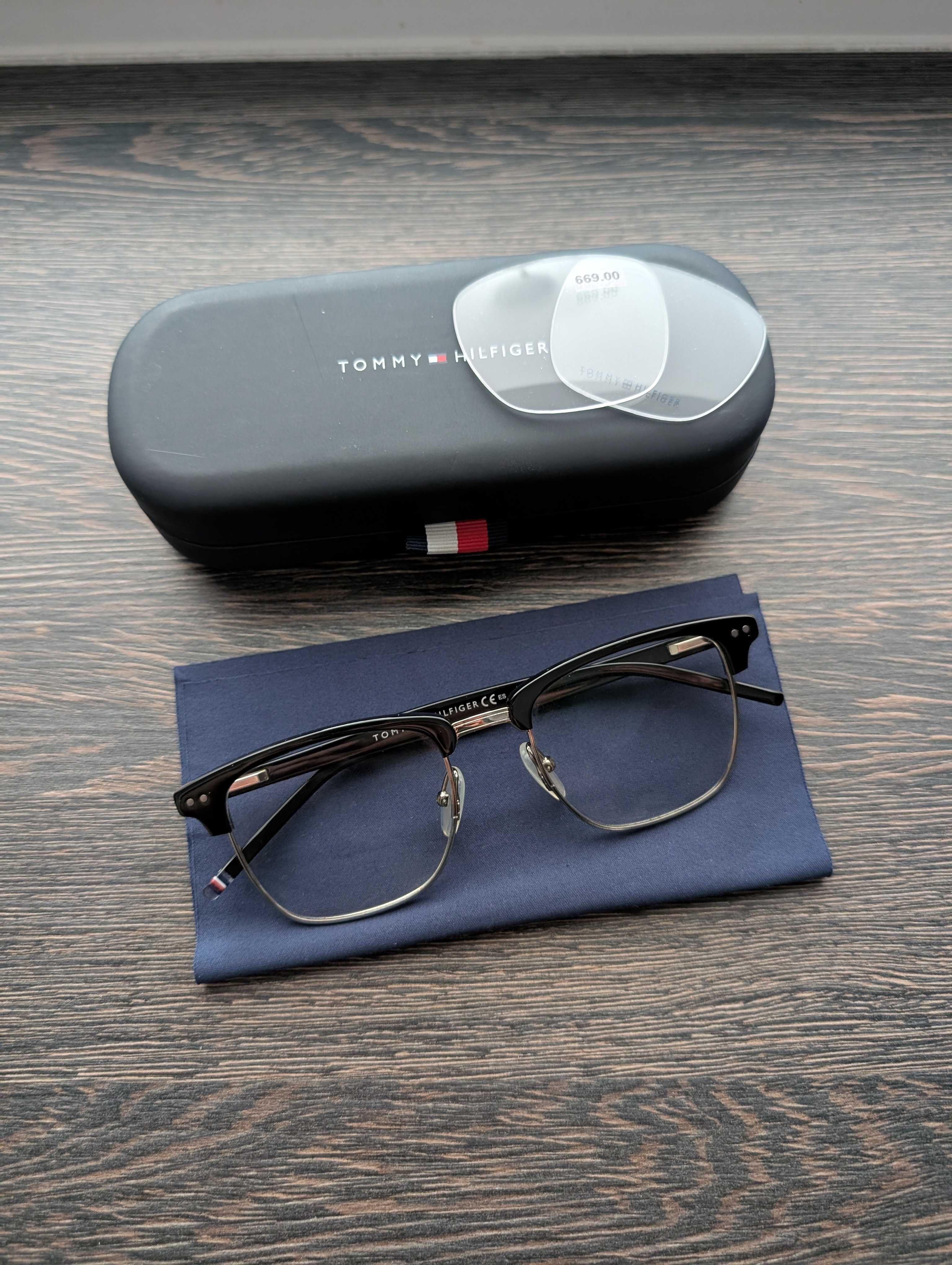 Okulary oprawki Tommy Hilfiger korekcyjne Browline Clubmaster