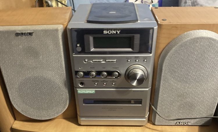 Музична станція Sony
