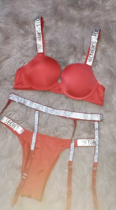 sexi komplet bielizny victoria secrwt prezent cyrkinie błysk cyrkonia