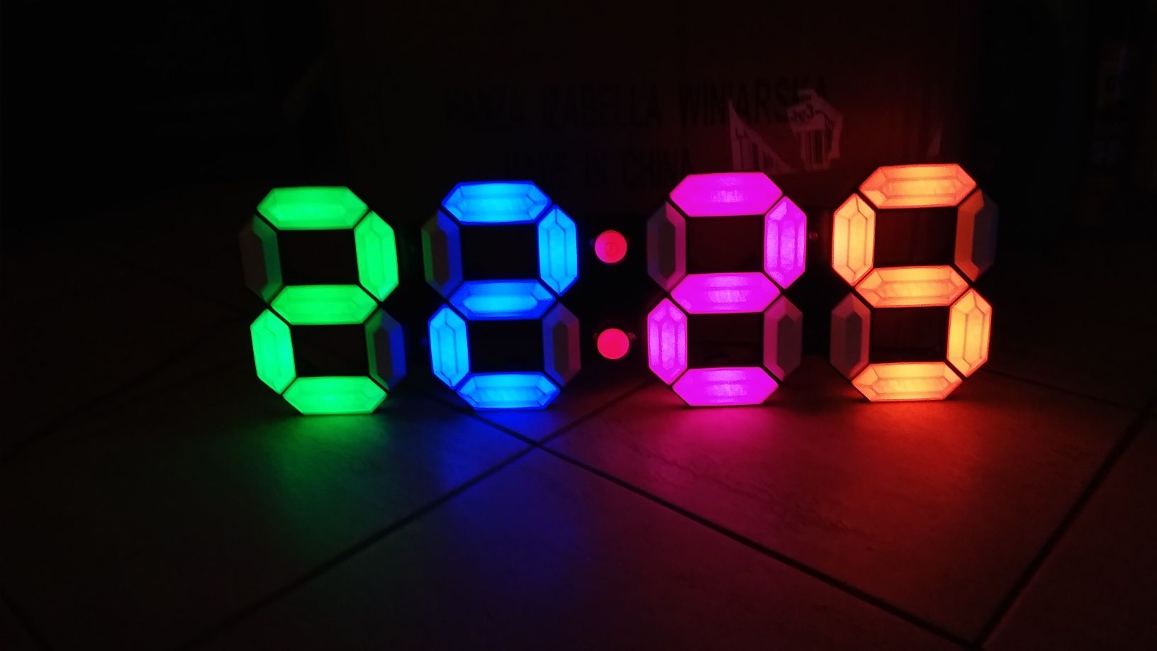 Nowy, duży, wielokolorowy zegar LED 17x52cm + temperatura