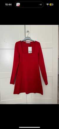 Sukienka czerwona Zara