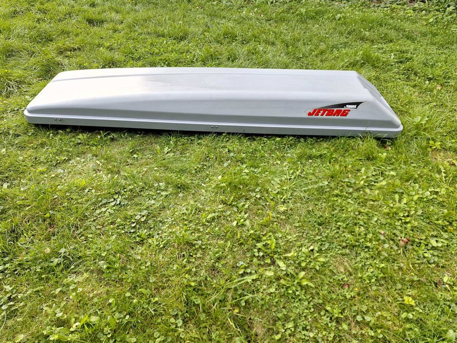 Bagażnik dachowy Thiule firmy JETBAG