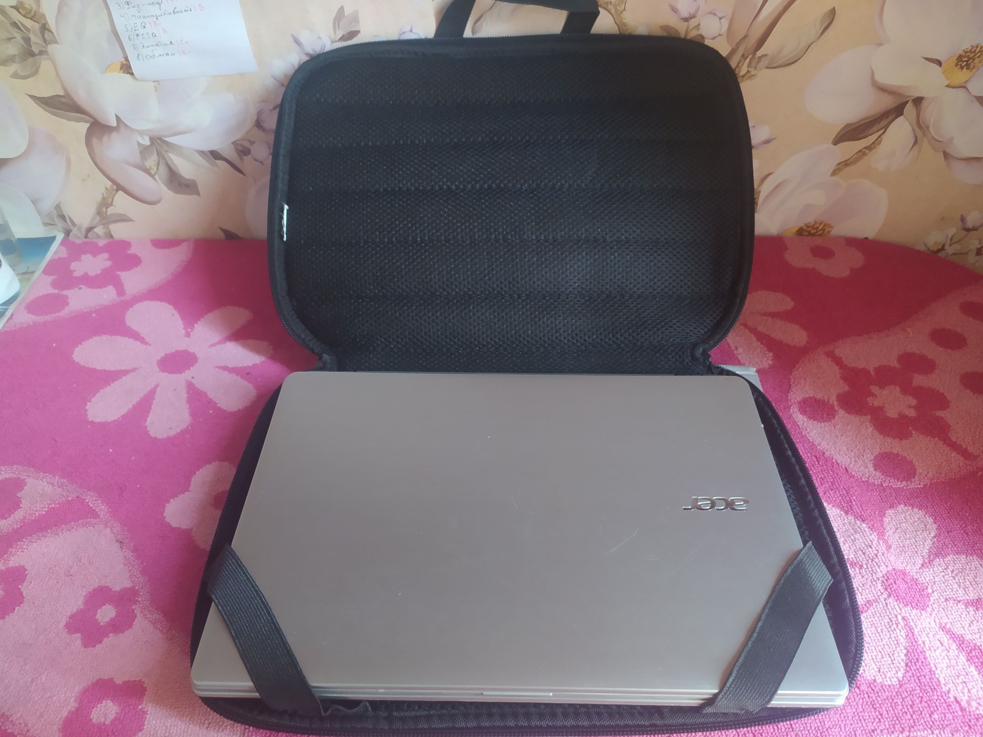 Нетбук, Aspire V5-122P