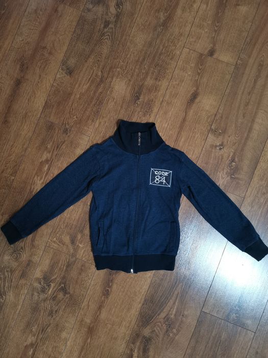 Кофта на молнии на мальчика