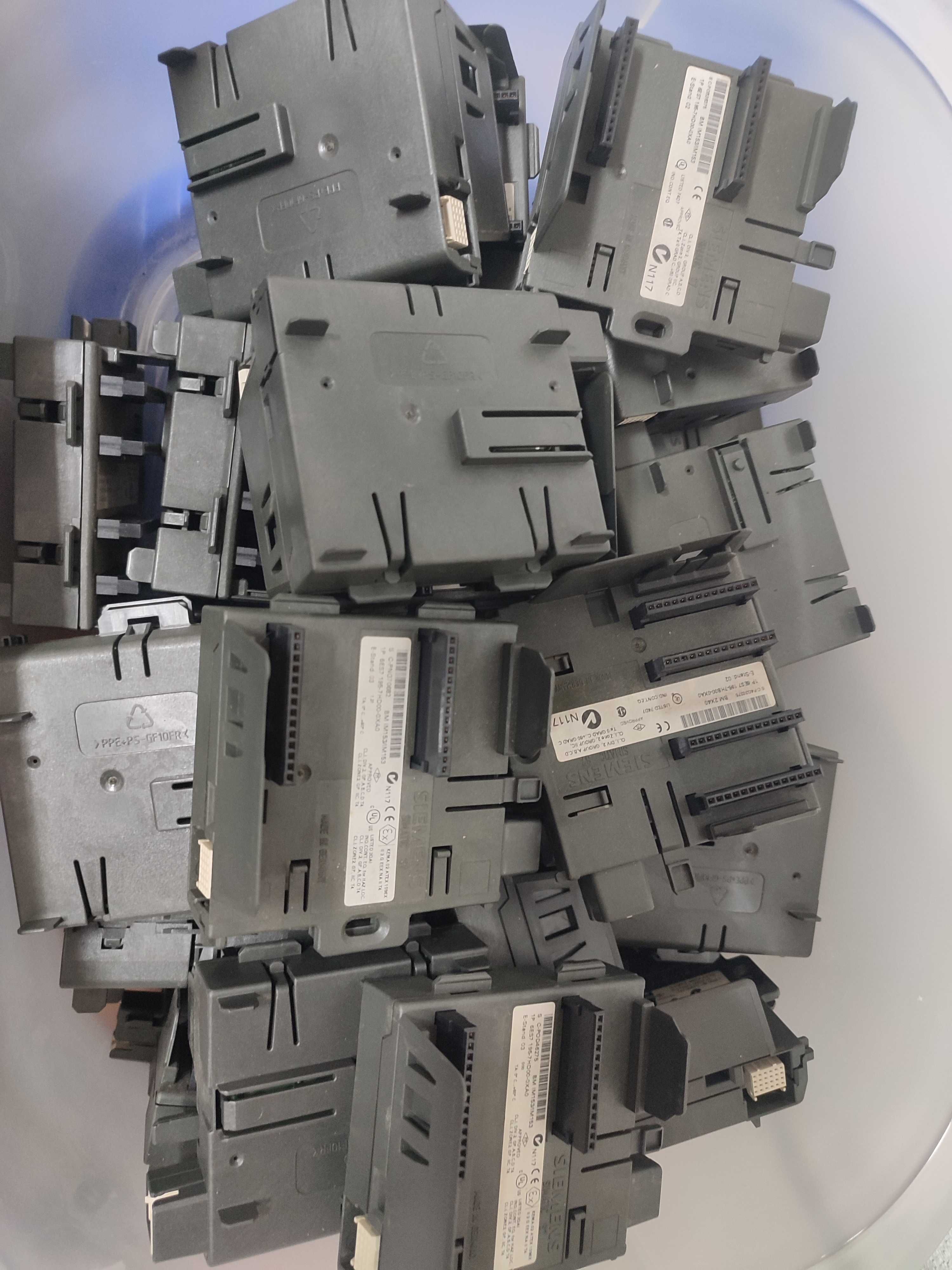 Siemens Bus Module 6ES7 195-7HD00-0XA0